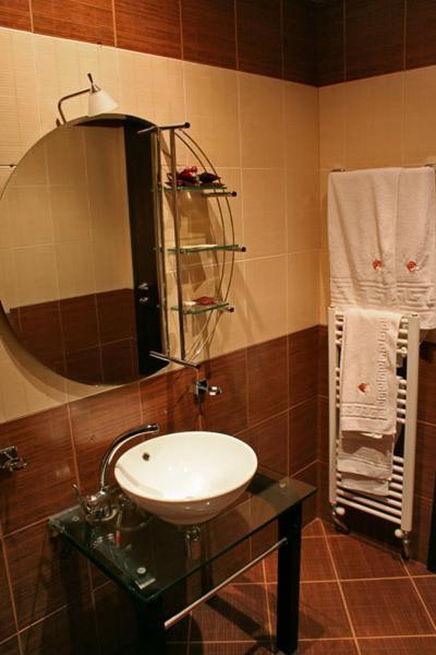 Hotel Finix Sandanski Rum bild
