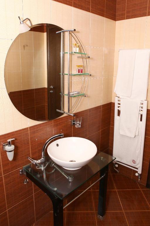 Hotel Finix Sandanski Rum bild